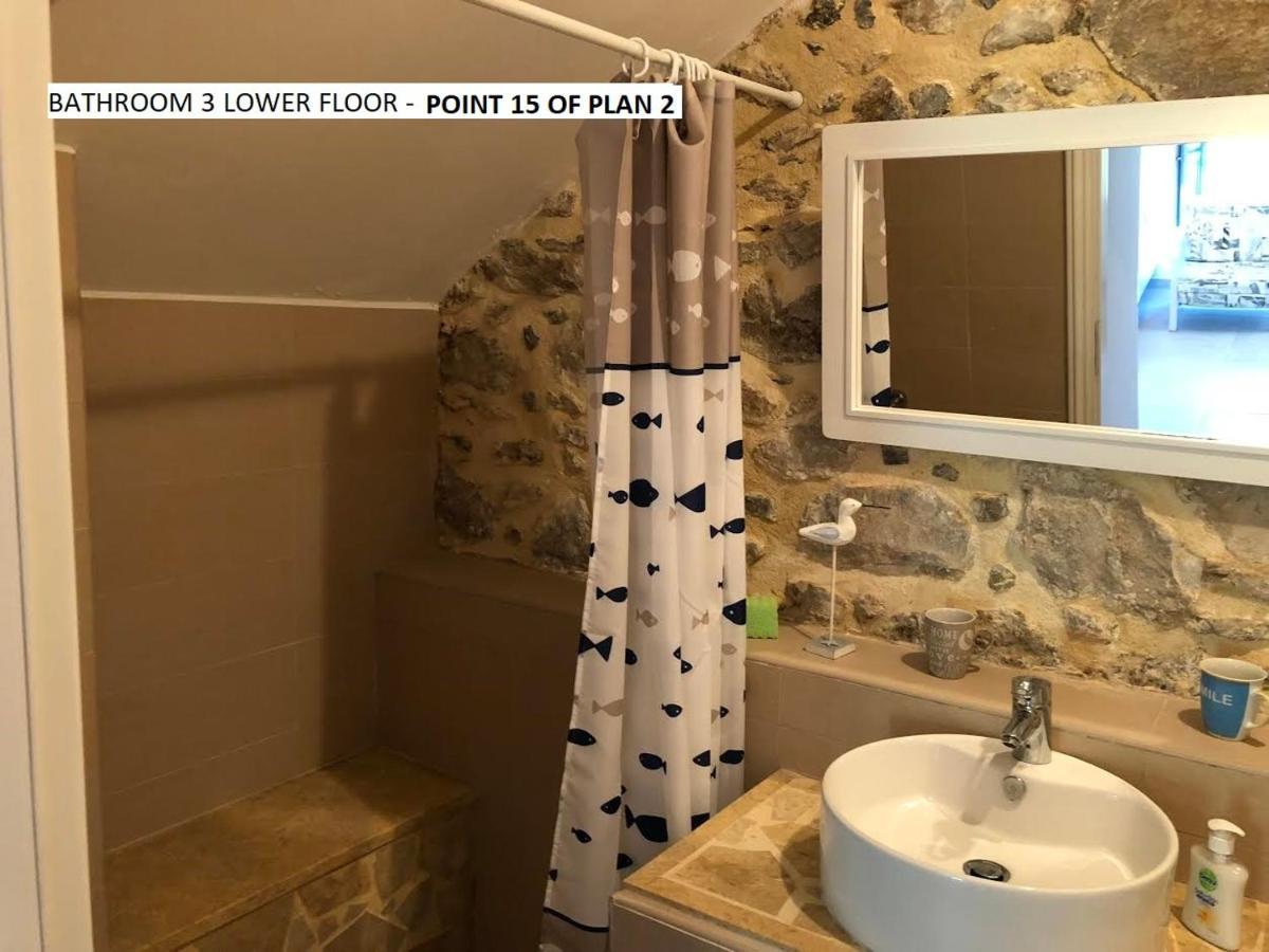 Aegean Dream 1 And Aegean Dream 2 Apartment Agia Marina  Ngoại thất bức ảnh